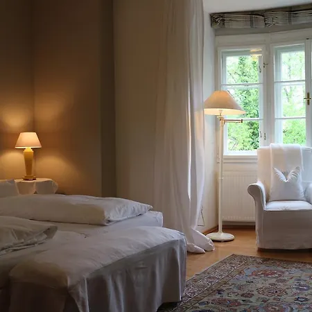 Otel Seeschloessl Velden