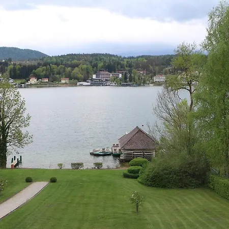 Seeschlößl Velden Hotel 4*